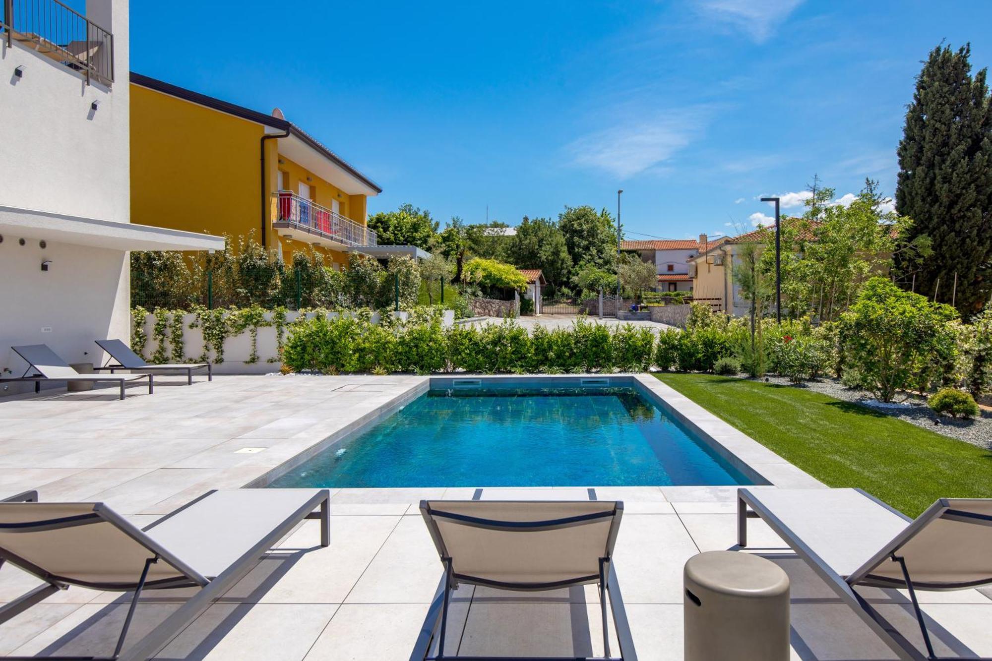 Apartament Mara M 2 I M 3 Heated Pool Omišalj