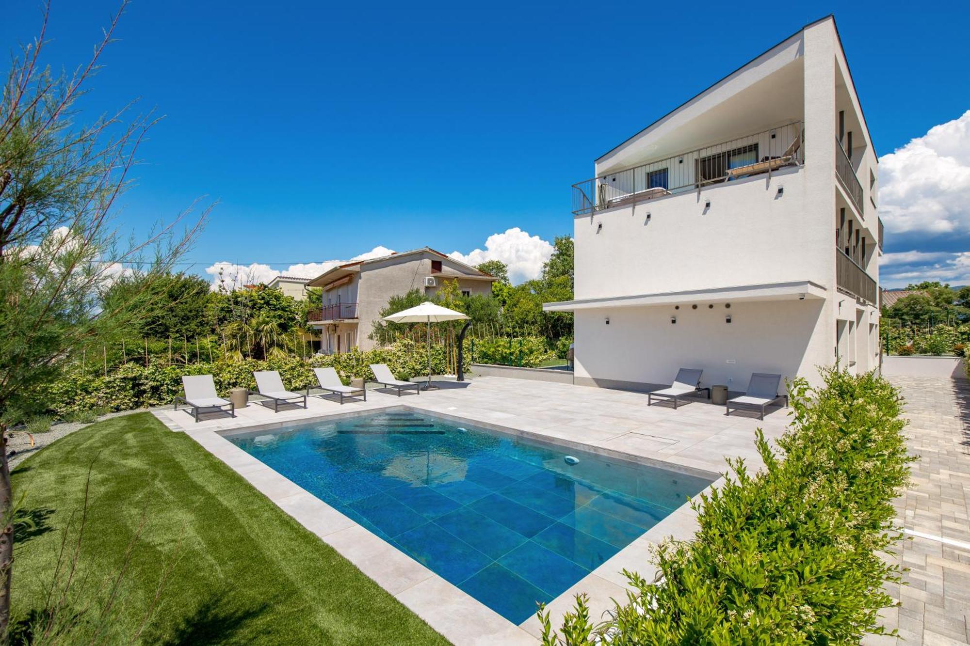 Mara M 2 I M 3 Heated Pool * Omišalj